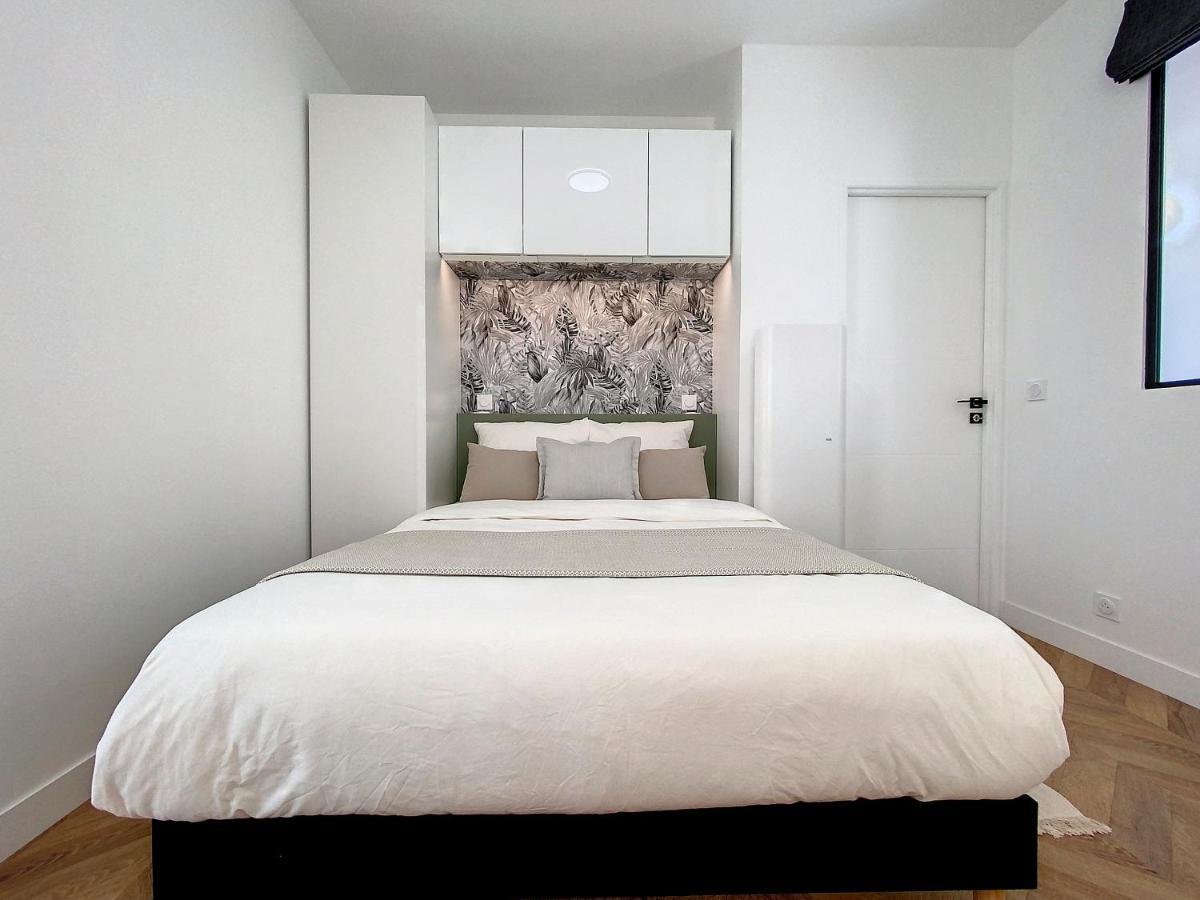 Appartchic - Appartement Standing - Plein Centre & Parking Prive Créon 외부 사진